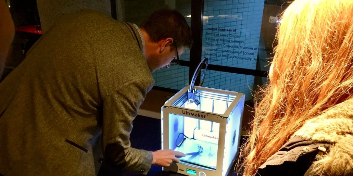 Why Onsite Laser Engraving Is a Popular Choice for Event Branding