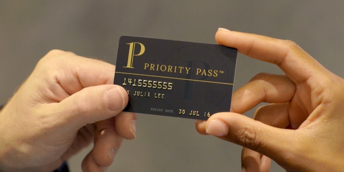 DragonPass vs Priority Pass: Travel Perks Compared