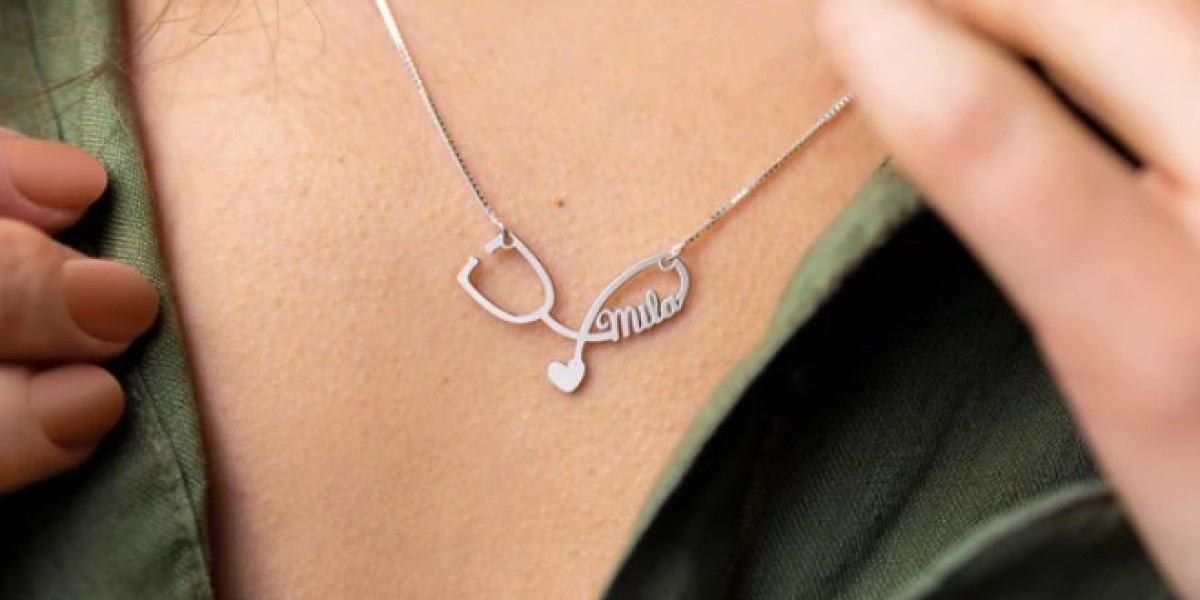 Premium Personalised Name Necklace in India – The Ultimate Statement of You!