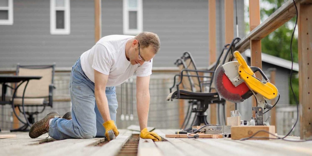 Top Vinyl Fence Installations in Calgary Reliable and  Affordable Friendly Earth