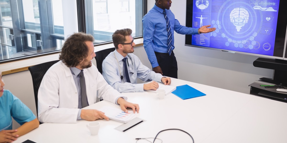 Top 10 Best EMR Software Solutions for Hospitals and Clinics in 2025