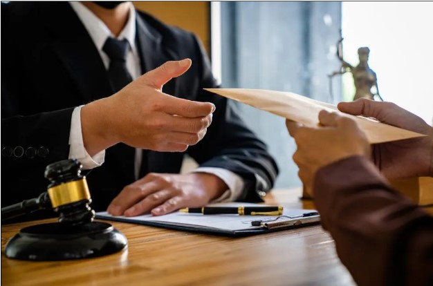 Mixed Credit Report Attorney: Fix Errors and Protect Your Credit - Fly With Thoughts