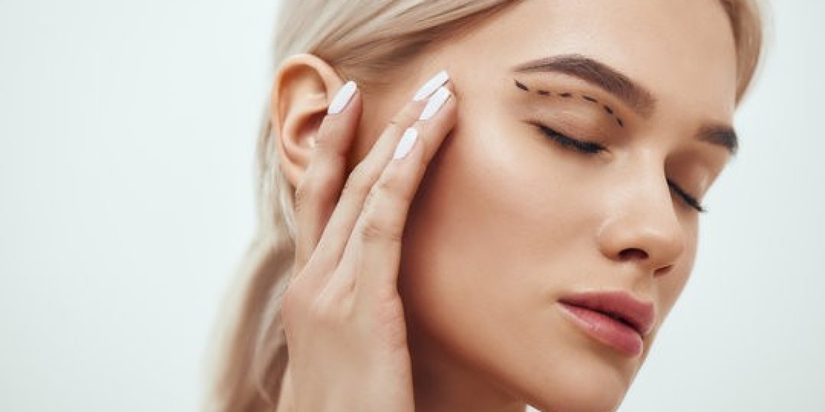 Eyelid Surgery in Islamabad: Improving Lower Eyelids