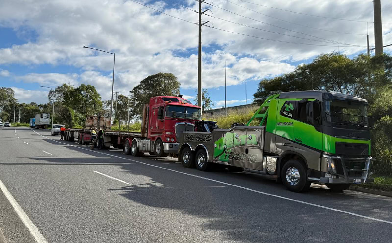 Road Train & B Double Trailer Towing Experts | Delta Towing