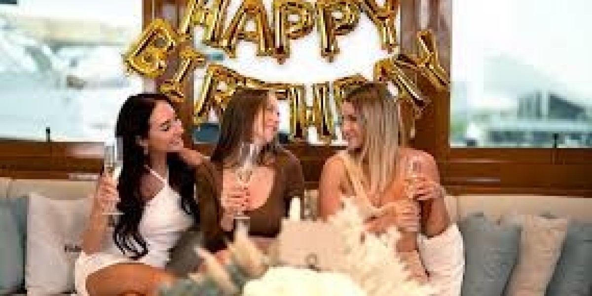 Celebrate in Style: The Ultimate Guide to Birthday Party Yacht Rental