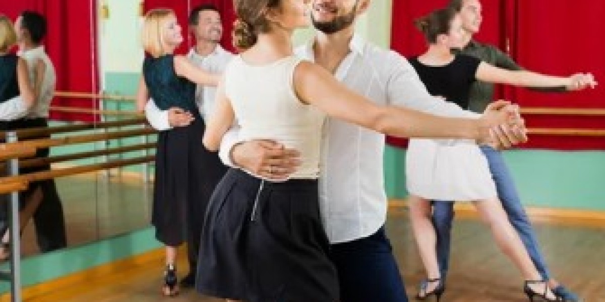 Master the Art of Dance with Couples Dance Lessons and Wedding Dance Classes in Exton