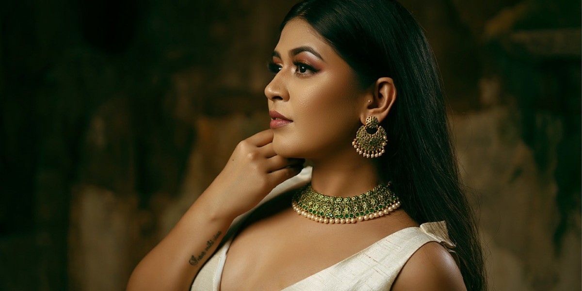 Kolkata Bengali Girls – Verified Online Companionship Services