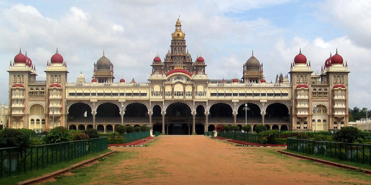 Bangalore to Mysore Taxi Service