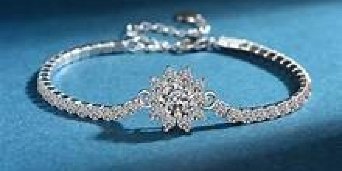 Sophisticated Diamond Bracelets UK