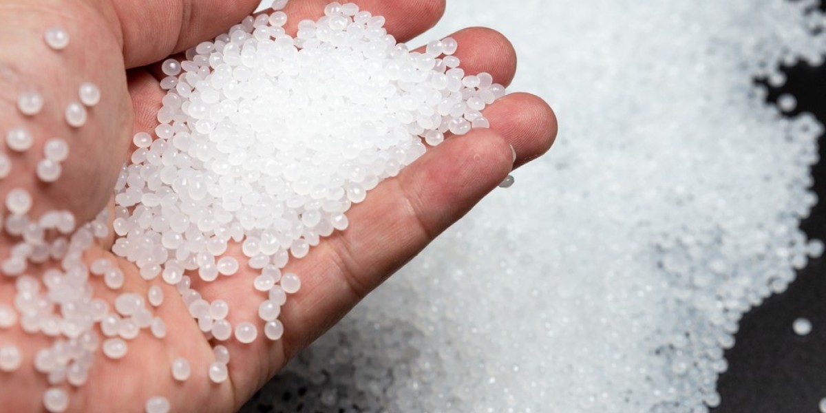 The Role of PET Resin in Preform Bottle Manufacturing