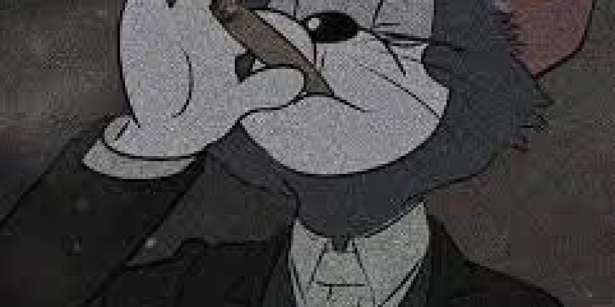 What It Means When Your Cat Licks Plastic or Plastic Bags