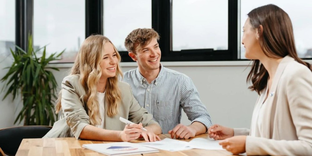 The Ultimate Guide to Buying Your First Home