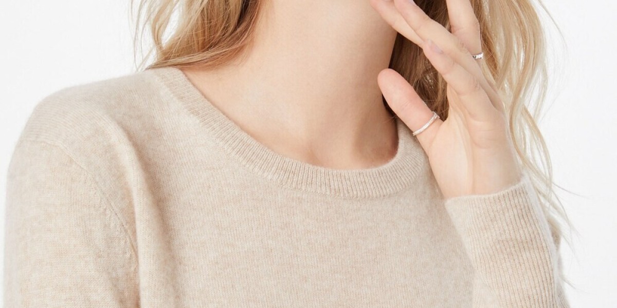 What Is Mixed Cashmere and Silk Scarves?