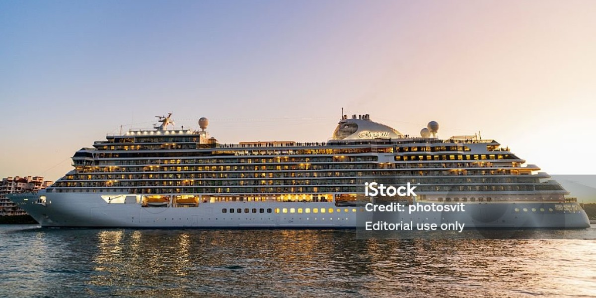 Does Regent Seven Seas Cruises Offer Last-Minute Cruise Deals?