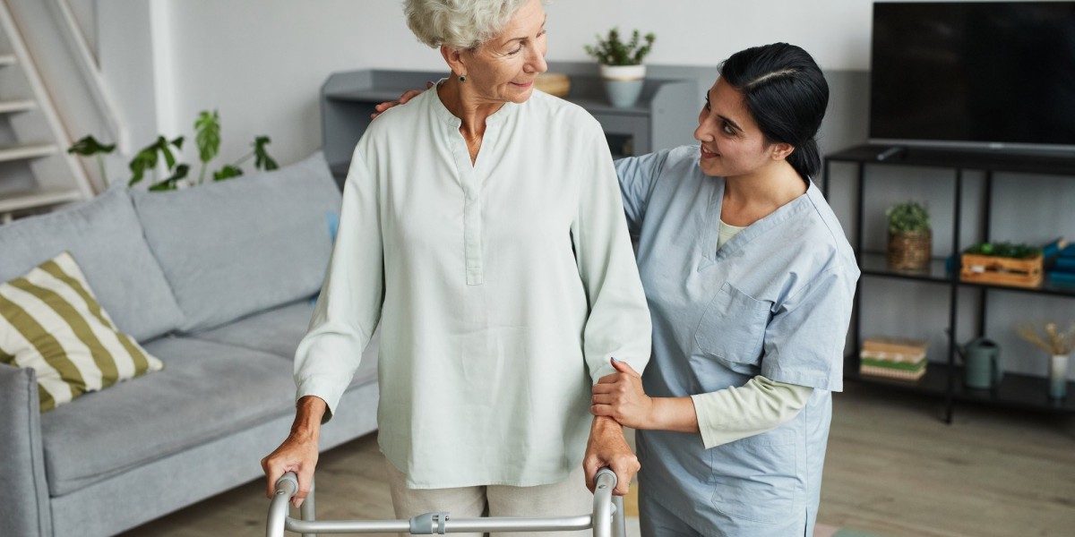 Home HealthCare in Dubai for Safe Recovery in Familiar Home Setting