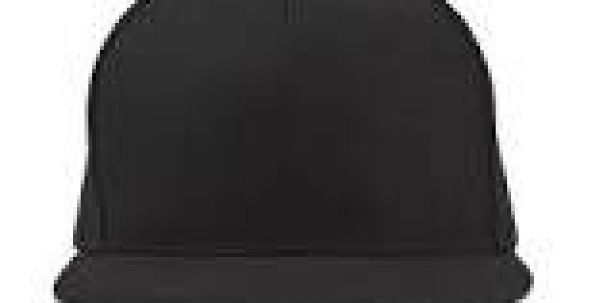 The Timeless Style and Versatility of the Black Snapback Cap