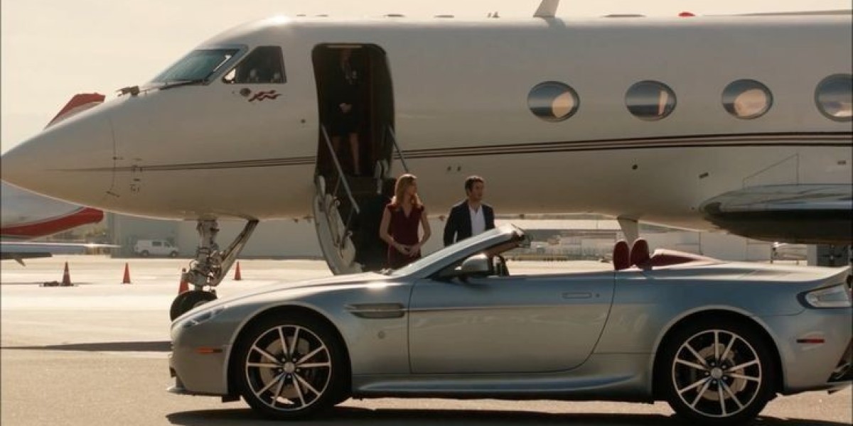 Taxi from Heathrow Airport to Stratford E15 – Fast, Comfortable, and Stress-Free Travel