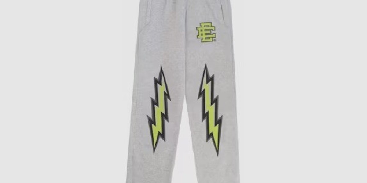 Why You Gravitate to the Couch in EE Sweatpants