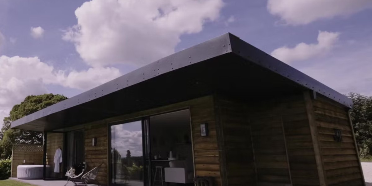 Dog Friendly Holiday Lodges UK – The Ultimate Guide to Relaxing Pet Friendly Breaks