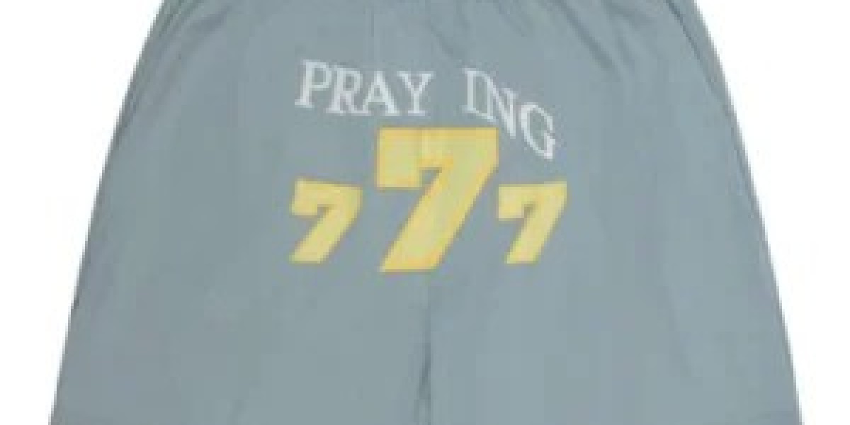 The Importance of Praying and Praying Clothing