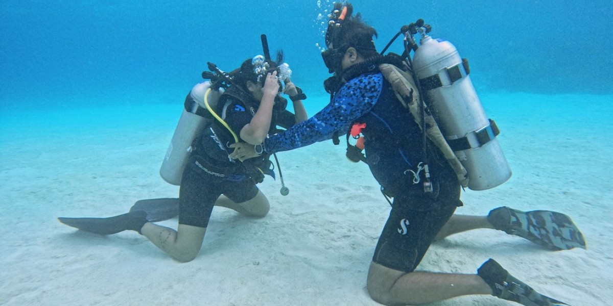 Unlock Adventure with Diving Courses in India at Naik Scuba Academy