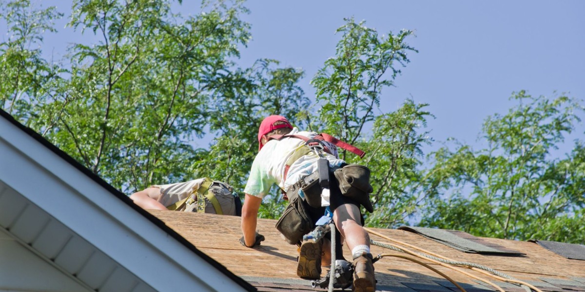Cracked or Sun-Damaged Roof? Why Flat Roof Coatings in Buckeye Are the Smart Repair Solution